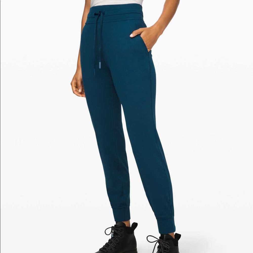 Lululemon Ready to Rulu Night Diver Size 6